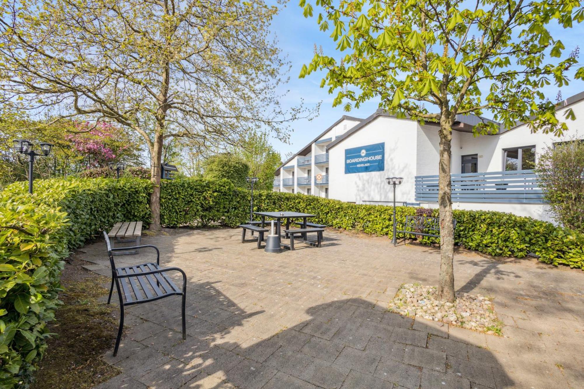 Sali Homes - Ferienwohnung In Kevelaer - Basic Luaran gambar